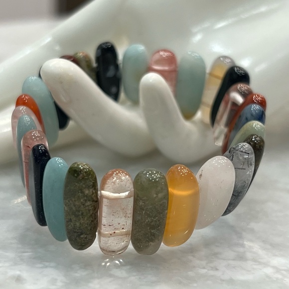 Multigemstone Stretch Bracelet - Picture 6 of 9